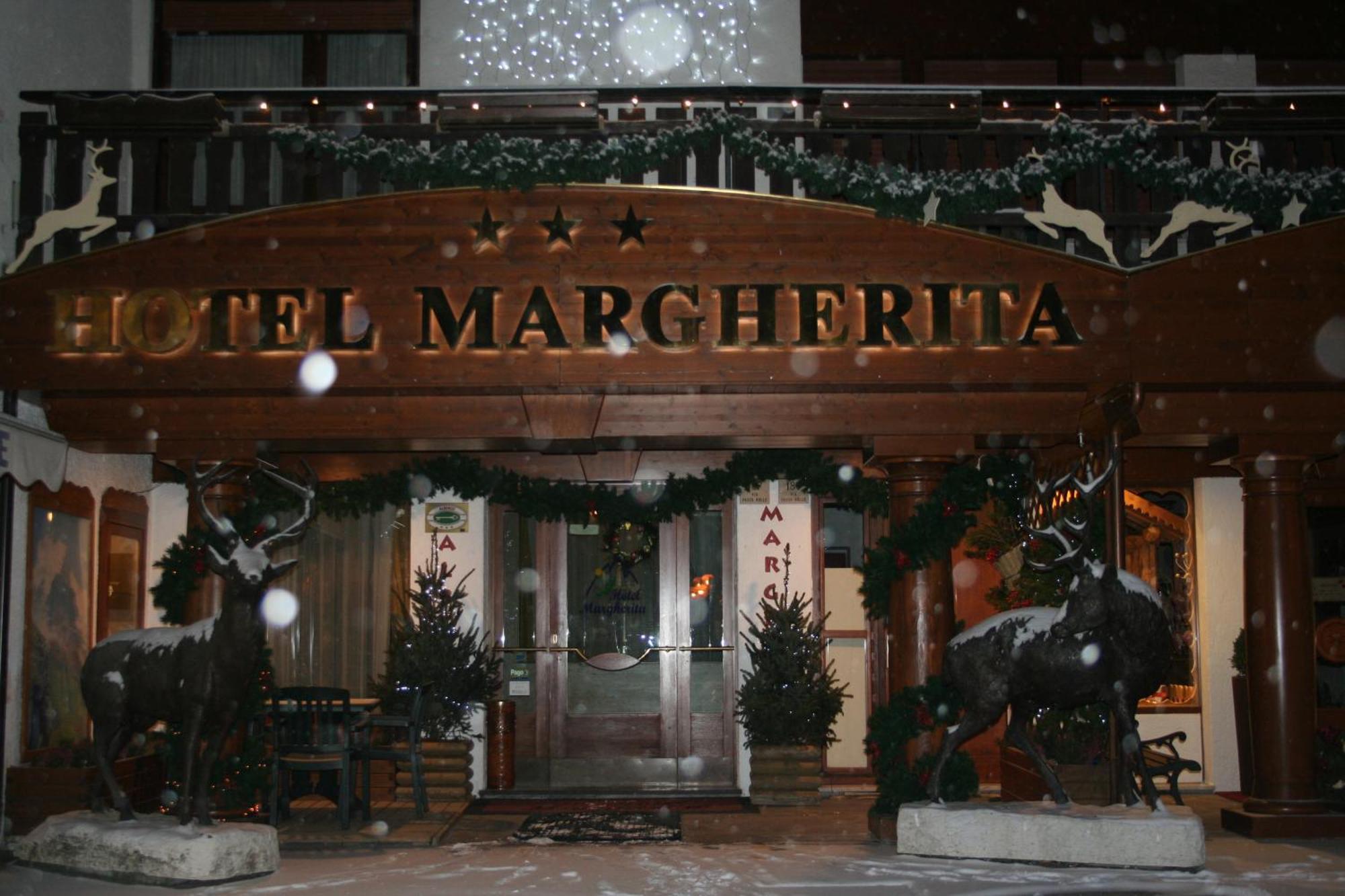 Hotel Margherita San Martino Di Castrozza Luaran gambar