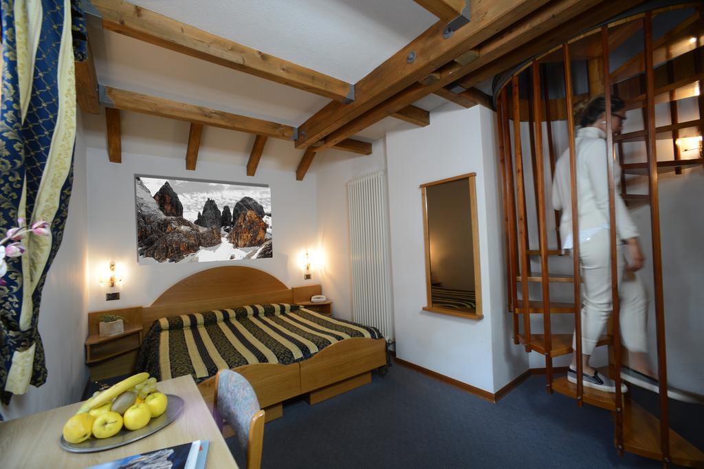 Hotel Margherita San Martino Di Castrozza Bilik gambar