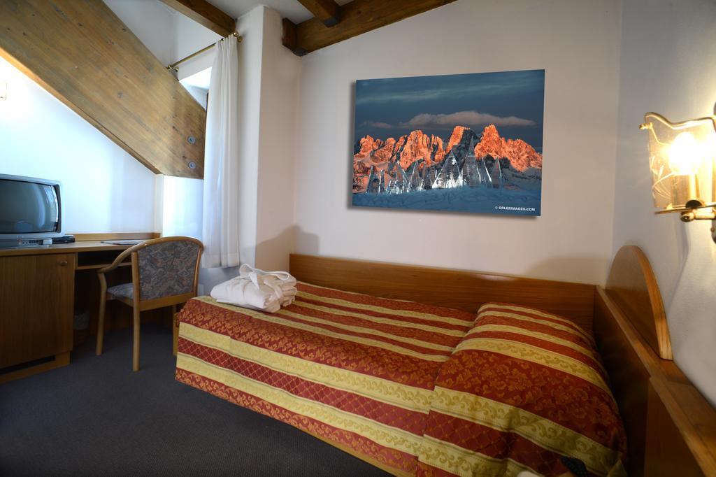 Hotel Margherita San Martino Di Castrozza Bilik gambar